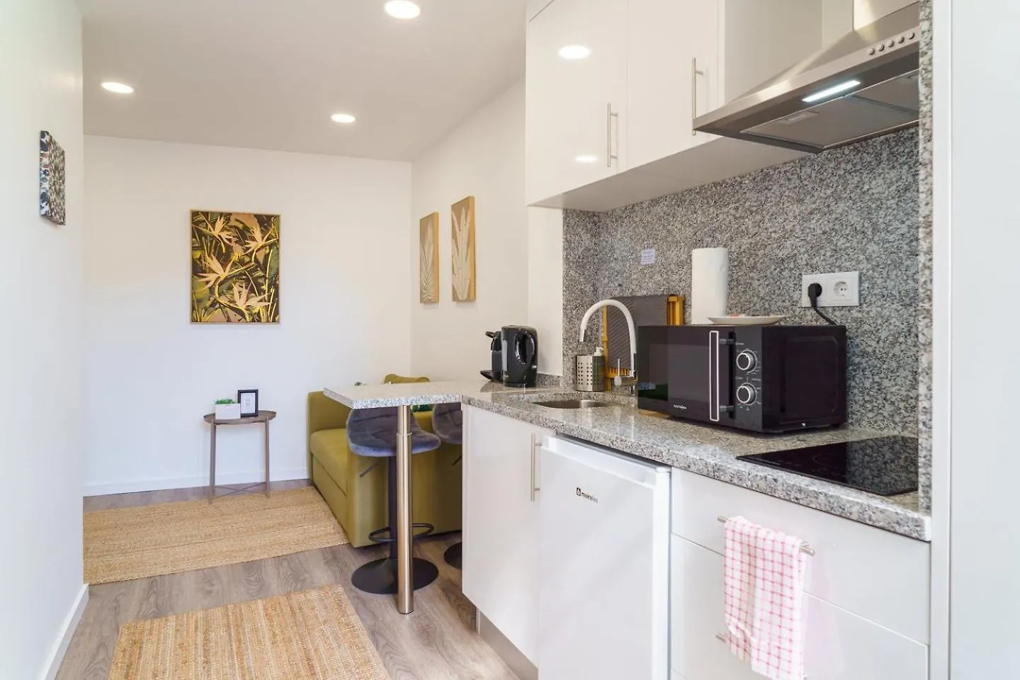 Guestready - Quaint Retreat In Funchal 아파트 0*, 푼샬